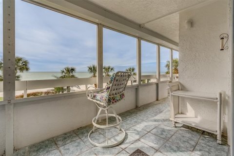 Condominio en alquiler en Redington Shores, Florida, 2 dormitorios, 108.23 m2 № 1084764 - foto 21