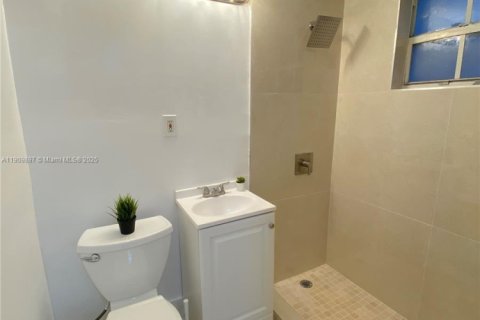 Copropriété à louer à Miami, Floride: 1 chambre, 50.07 m2 № 1965239 - photo 9