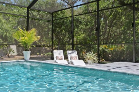 House in Tampa, Florida 5 bedrooms, 398.46 sq.m. № 2231389 - photo 23