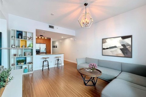 Copropriété à louer à Hallandale Beach, Floride: 1 chambre, 77.2 m2 № 2056802 - photo 6