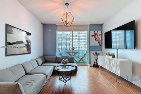 Copropriété à louer à Hallandale Beach, Floride: 1 chambre, 77.2 m2 № 2056802 - photo 7