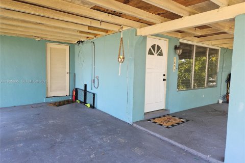 Casa en venta en Margate, Florida, 2 dormitorios, 90.58 m2 № 1993726 - foto 5