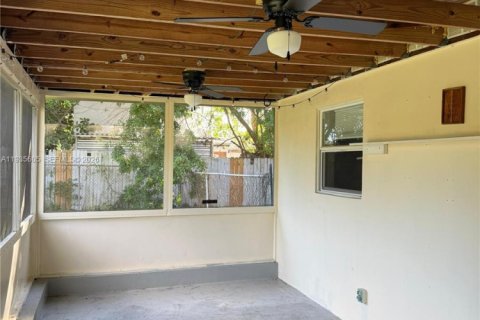 Casa en venta en Margate, Florida, 2 dormitorios, 90.58 m2 № 1993726 - foto 19