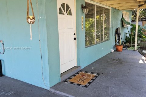 Casa en venta en Margate, Florida, 2 dormitorios, 90.58 m2 № 1993726 - foto 4