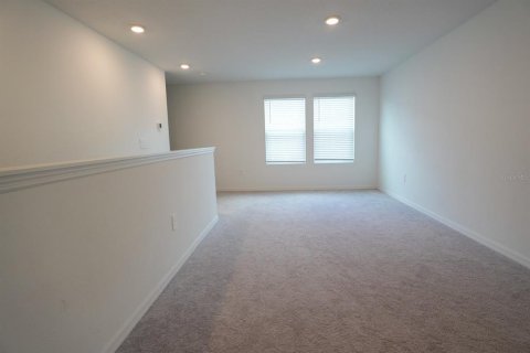 House in Haines City, Florida 4 bedrooms, 210.98 sq.m. № 1882865 - photo 6