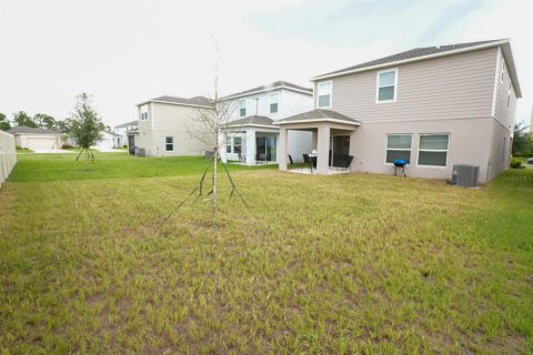 House in Haines City, Florida 4 bedrooms, 210.98 sq.m. № 1882865 - photo 18