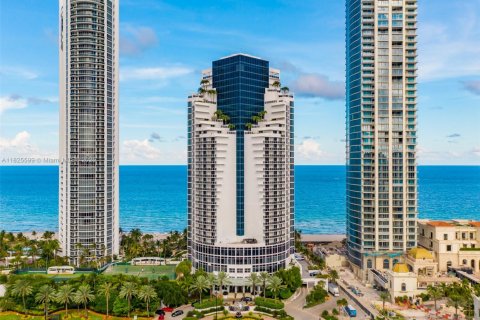 Copropriété à vendre à Sunny Isles Beach, Floride: 164.07 m2 № 1814679 - photo 1
