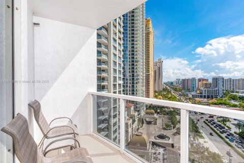 Copropriété à vendre à Sunny Isles Beach, Floride: 164.07 m2 № 1814679 - photo 4