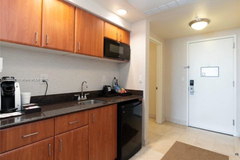 Copropriété à vendre à Sunny Isles Beach, Floride: 164.07 m2 № 1814679 - photo 25