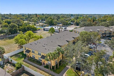 Adosado en alquiler en Saint Petersburg, Florida, 2 dormitorios, 142.88 m2 № 1888592 - foto 28