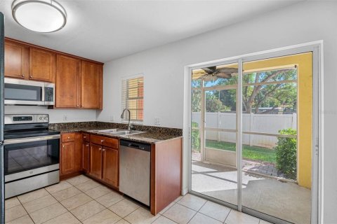 Adosado en alquiler en Saint Petersburg, Florida, 2 dormitorios, 142.88 m2 № 1888592 - foto 19