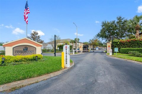 Adosado en alquiler en Saint Petersburg, Florida, 2 dormitorios, 142.88 m2 № 1888592 - foto 2