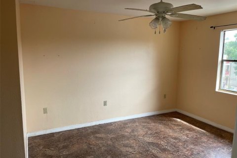 Condo in Kissimmee, Florida, 2 bedrooms  № 1823301 - photo 8