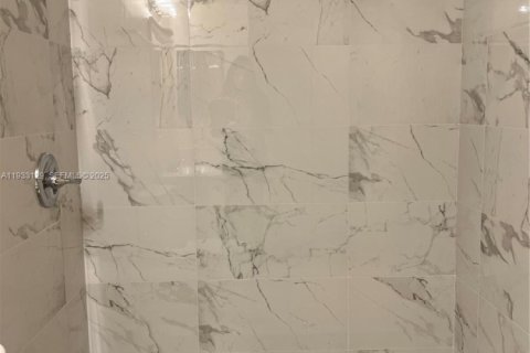 Condominio en alquiler en Coral Springs, Florida, 1 dormitorio, 75.81 m2 № 1991884 - foto 30