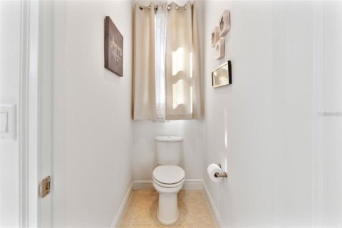 House in Orlando, Florida 3 bedrooms, 189.8 sq.m. № 2235054 - photo 29