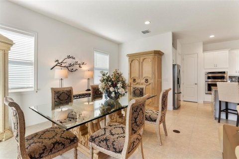 House in Orlando, Florida 3 bedrooms, 189.8 sq.m. № 2235054 - photo 19
