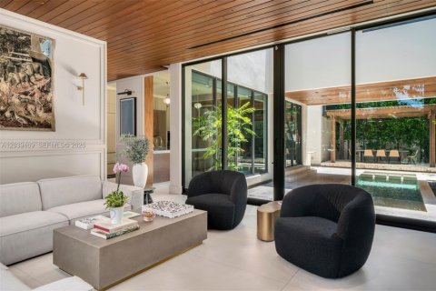 Casa en venta en Miami, Florida, 5 dormitorios, 321.53 m2 № 2244642 - foto 6