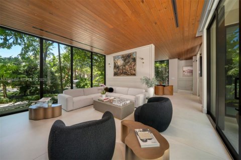Casa en venta en Miami, Florida, 5 dormitorios, 321.53 m2 № 2244642 - foto 3