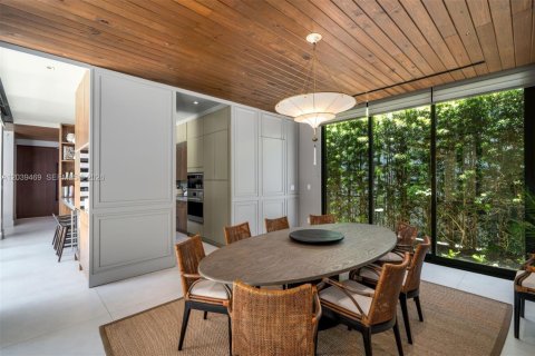 Casa en venta en Miami, Florida, 5 dormitorios, 321.53 m2 № 2244642 - foto 9
