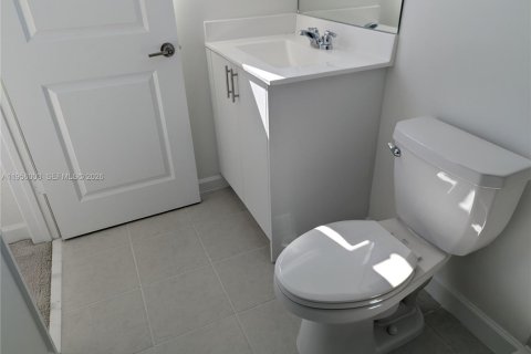 Touwnhouse à louer à Homestead, Floride: 4 chambres № 2020422 - photo 11