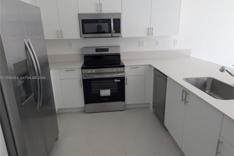 Touwnhouse à louer à Homestead, Floride: 4 chambres № 2020422 - photo 3