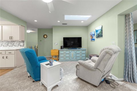 House in Ocala, Florida 2 bedrooms, 162.39 sq.m. № 2238037 - photo 9