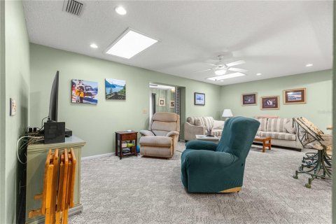 House in Ocala, Florida 2 bedrooms, 162.39 sq.m. № 2238037 - photo 8