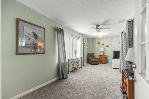House in Ocala, Florida 2 bedrooms, 162.39 sq.m. № 2238037 - photo 17