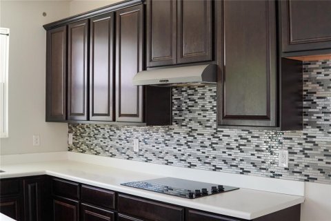 House in Kissimmee, Florida 5 bedrooms, 278.89 sq.m. № 2103076 - photo 7