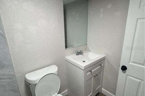 Villa ou maison à louer à Lakeland, Floride: 2 chambres, 83.61 m2 № 2381201 - photo 12