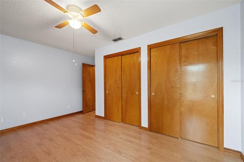 House in Spring Hill, Florida 3 bedrooms, 151.8 sq.m. № 1917964 - photo 21