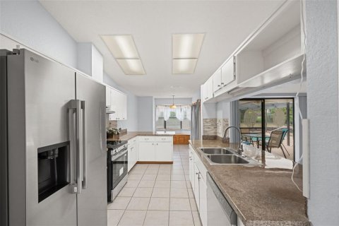House in Spring Hill, Florida 3 bedrooms, 151.8 sq.m. № 1917964 - photo 12