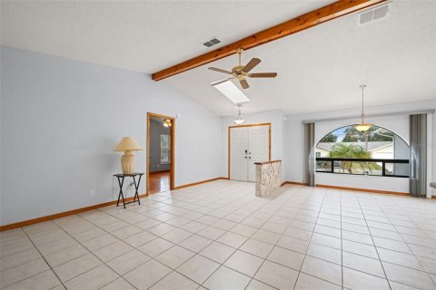 House in Spring Hill, Florida 3 bedrooms, 151.8 sq.m. № 1917964 - photo 8