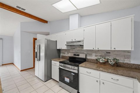 House in Spring Hill, Florida 3 bedrooms, 151.8 sq.m. № 1917964 - photo 15