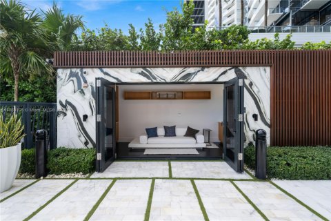 Condominio en venta en Sunny Isles Beach, Florida, 6 dormitorios, 567.26 m2 № 1954544 - foto 15