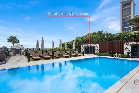 Condominio en venta en Sunny Isles Beach, Florida, 6 dormitorios, 567.26 m2 № 1954544 - foto 14