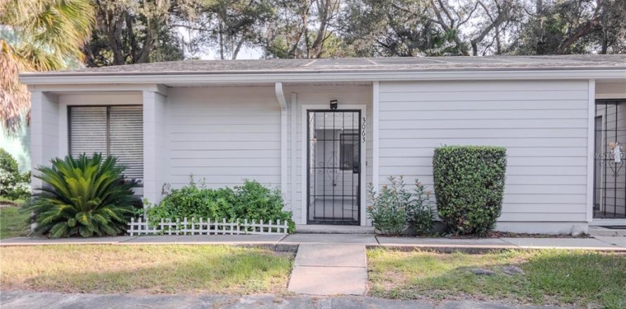 Condo in Gainesville, Florida, 2 bedrooms  № 2223154