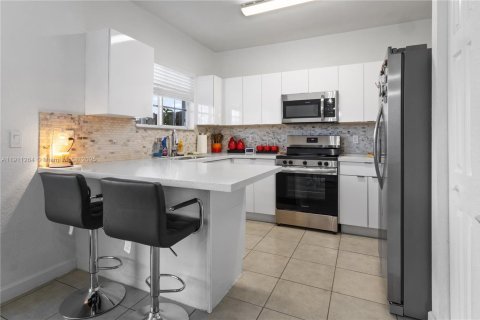 Condominio en alquiler en Homestead, Florida, 3 dormitorios, 113.43 m2 № 1969365 - foto 4