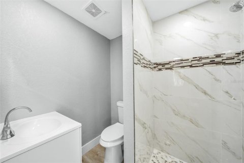 Casa en venta en Avon Park, Florida, 5 dormitorios, 304.07 m2 № 1392200 - foto 16