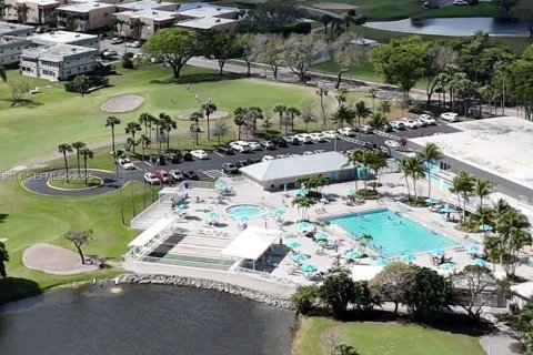 Condo in Delray Beach, Florida, 2 bedrooms № 1972881 - photo 23