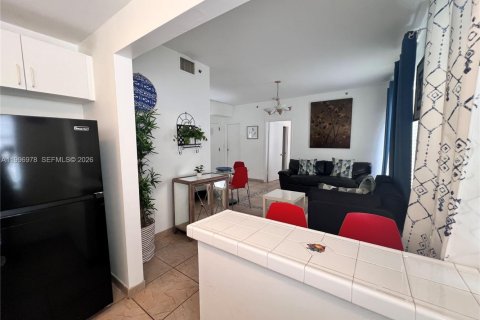 Copropriété à vendre à Miami Beach, Floride: 1 chambre № 2058752 - photo 7