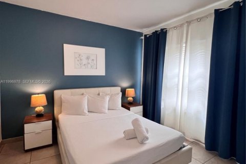 Copropriété à vendre à Miami Beach, Floride: 1 chambre № 2058752 - photo 11