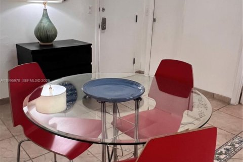 Copropriété à vendre à Miami Beach, Floride: 1 chambre № 2058752 - photo 10