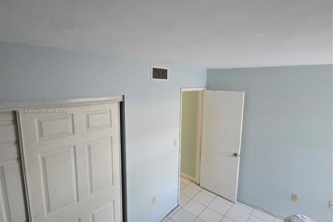 Купить кондоминиум в Майами, Флорида 2 спальни, 109.25м2, № 1774600 - фото 19