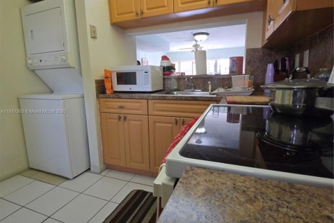 Купить кондоминиум в Майами, Флорида 2 спальни, 109.25м2, № 1774600 - фото 5