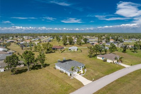 Casa en venta en Punta Gorda, Florida, 3 dormitorios, 169.73 m2 № 1531783 - foto 2