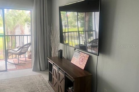 Condo in Sarasota, Florida, 2 bedrooms  № 2226662 - photo 12