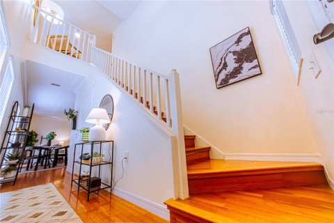 Touwnhouse à vendre à Tampa, Floride: 2 chambres, 128.02 m2 № 1912664 - photo 2