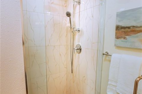 Touwnhouse à vendre à Tampa, Floride: 2 chambres, 128.02 m2 № 1912664 - photo 16