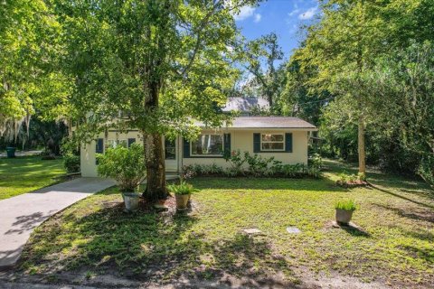 House in Homosassa, Florida 3 bedrooms, 153.85 sq.m. № 1834603 - photo 2